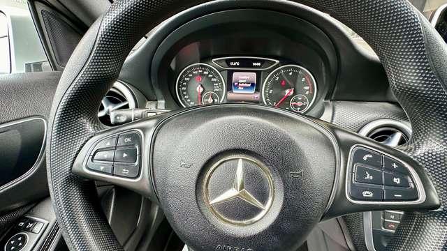 Mercedes-Benz A 180 d 109CV Premium