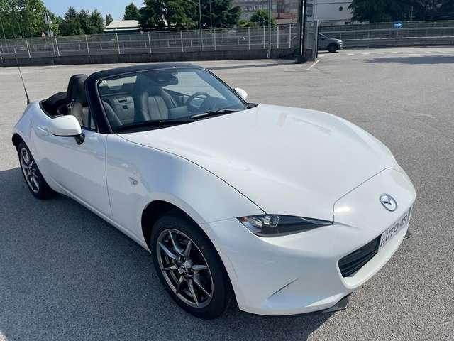 Mazda MX-5 1.5L Skyactiv-G Exclusive-Line