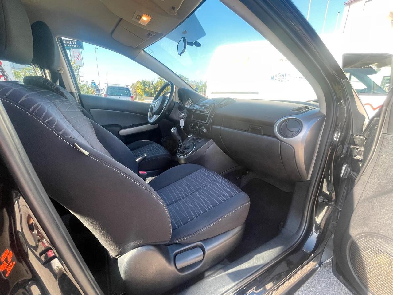 Mazda 2 Mazda2 1.3 16V 75CV 5p. Play GPL