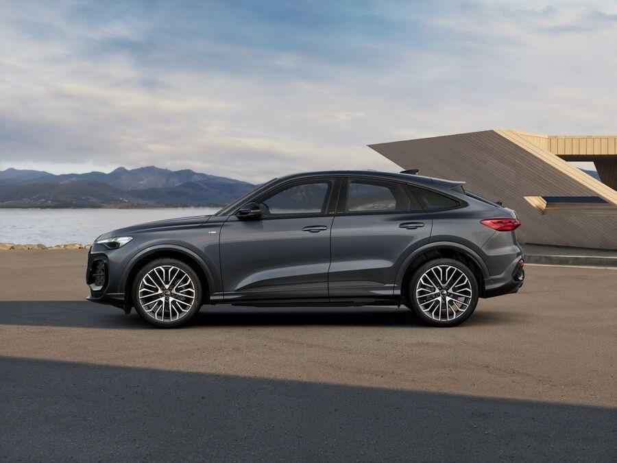 AUDI Audi Q5 Sportback S line edition TFSI quattro 150 kW S tronic