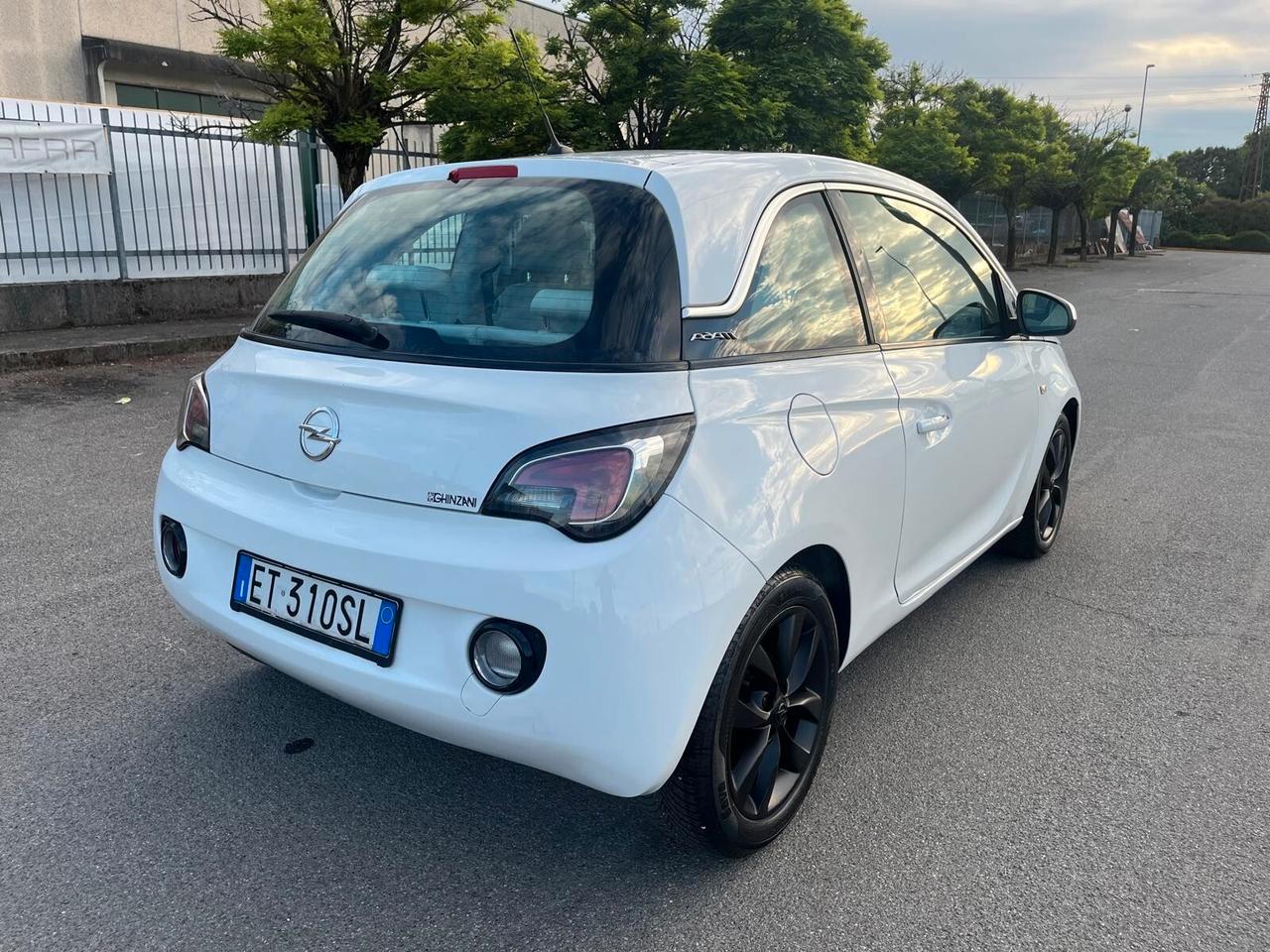 Opel Adam 1.2 70 CV