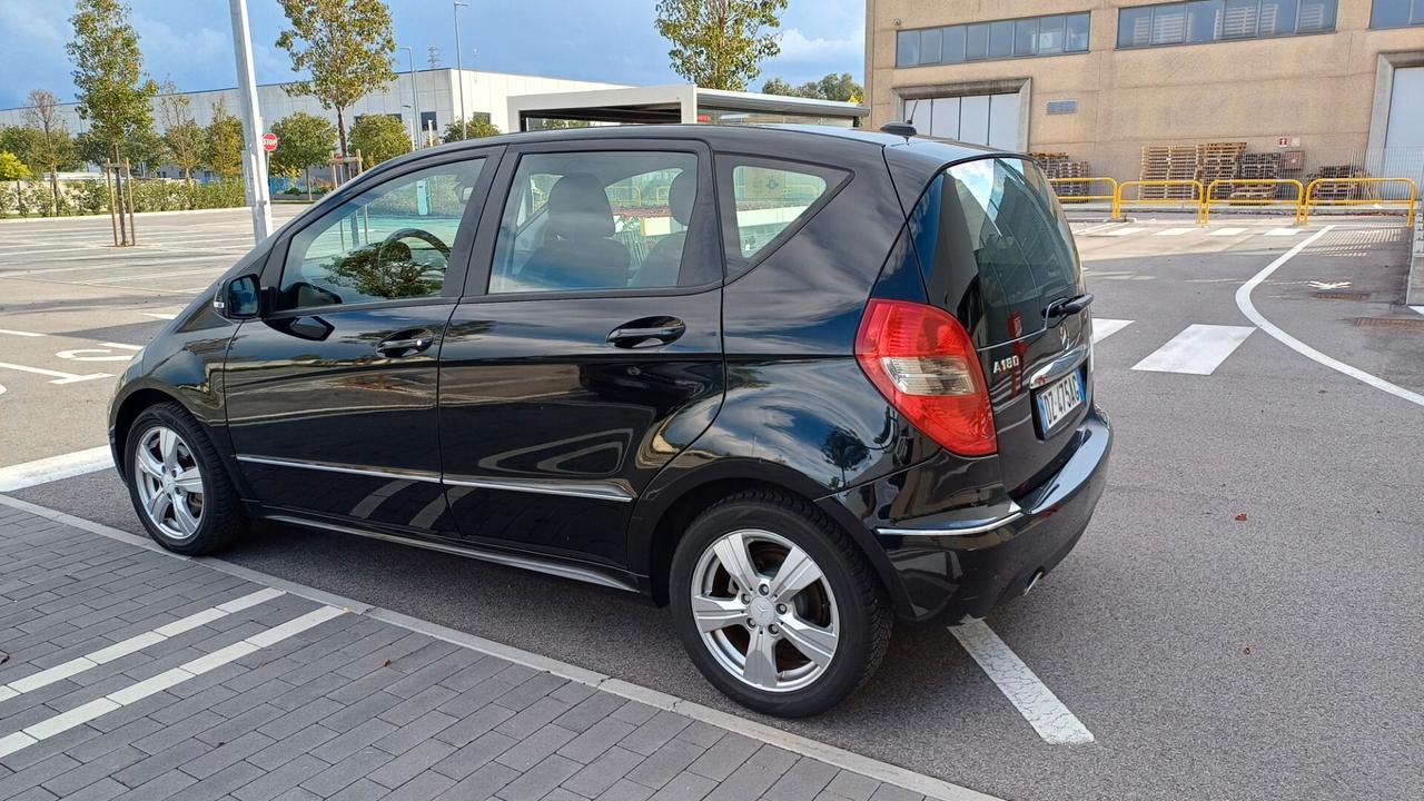 Mercedes-benz A 180 A 180 BlueEFFICIENCY