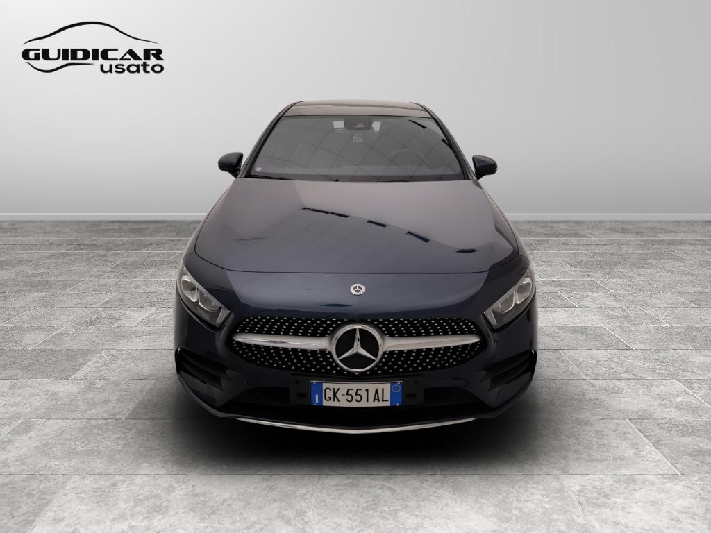 Mercedes-Benz Classe A - W177 2018 - A 200 d Premium Night edition auto
