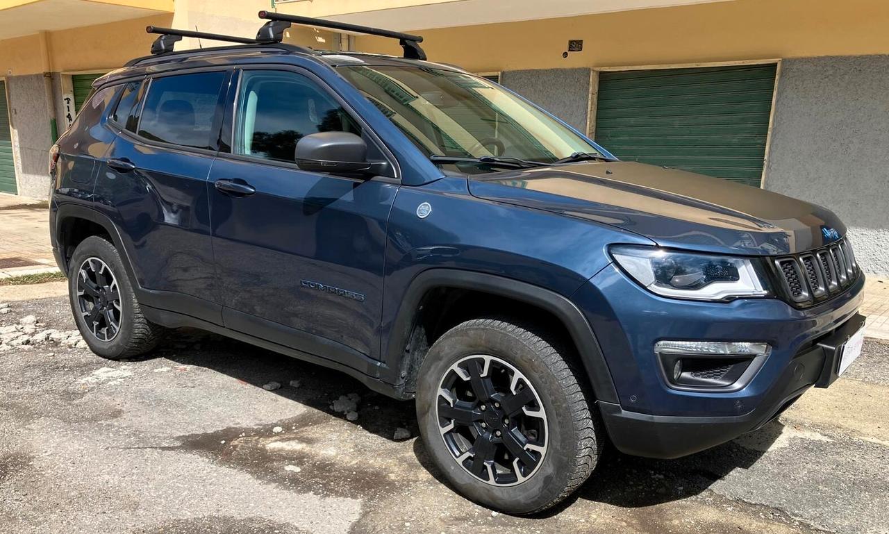 Jeep Compass PHEV 1.3T 240cv PLUG IN TRAILHAWK