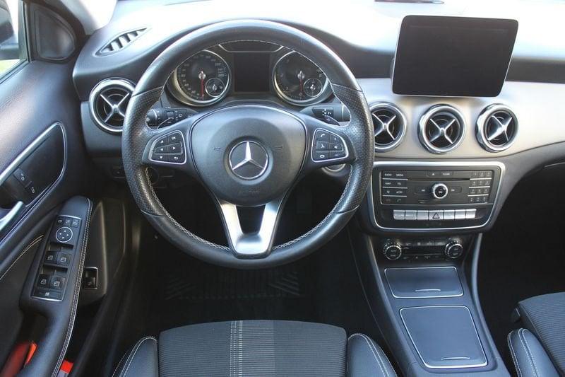 Mercedes-Benz GLA 200 d Automatic 4MATIC Sport