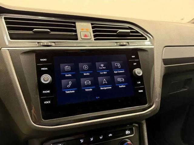 VOLKSWAGEN Tiguan 2.0 TDI DSG Advanced R-LINE Exterior Pack