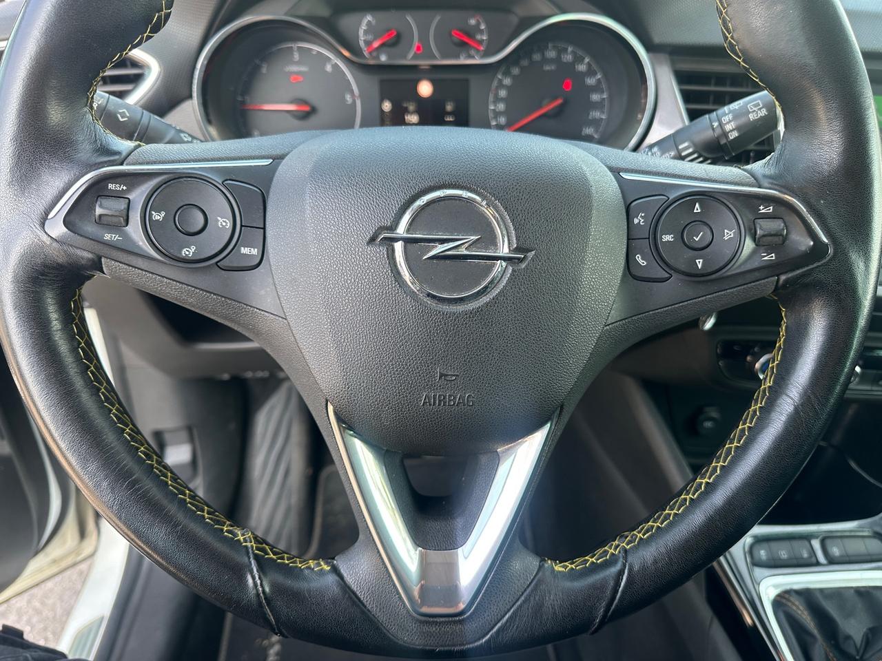 Opel Crossland X 1.6 ECOTEC D 8V Start&Stop Ultimate