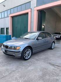 Bmw 320 320i (2.2) cat 4 porte Attiva