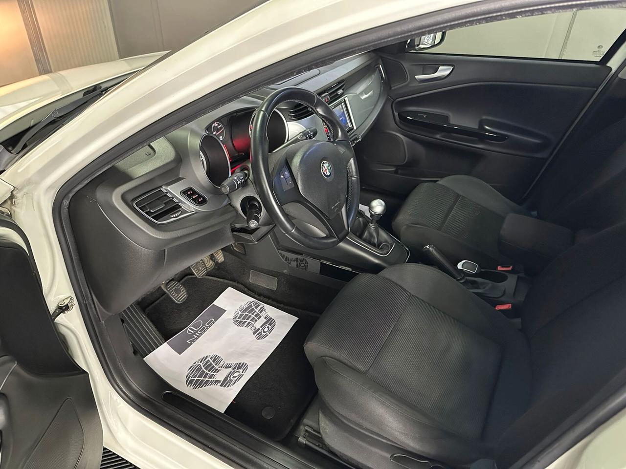 Alfa Romeo Giulietta 1.6 JTDm-2 105 CV Distinctive