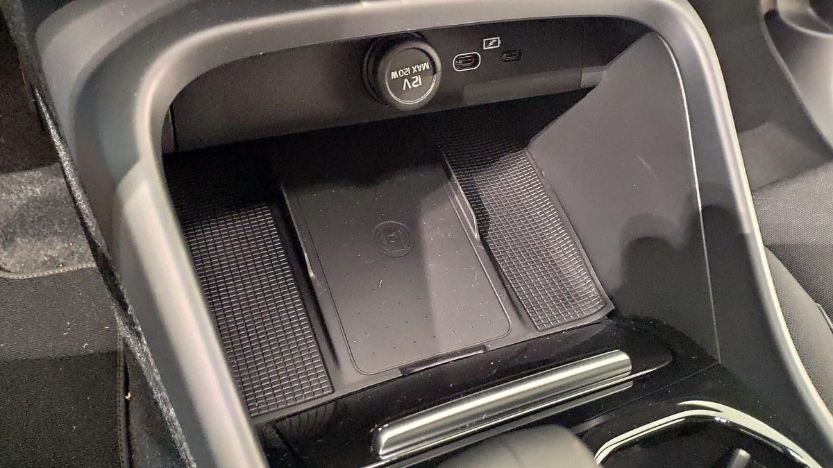 VOLVO Xc40 Recharge Pure Electric Single Motor Rwd Core