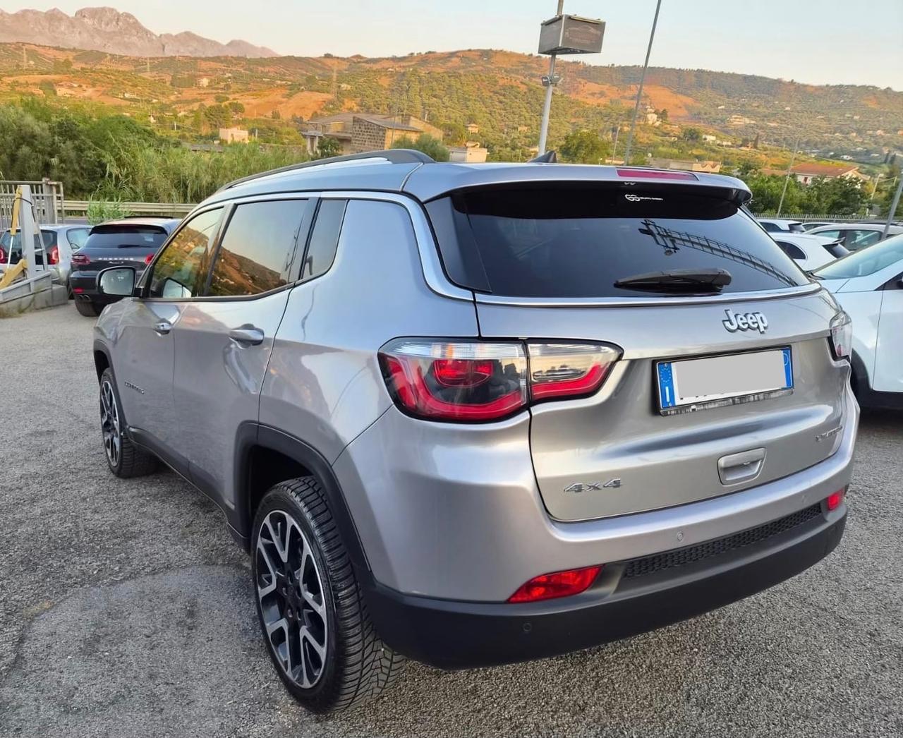 Jeep Compass 2.0 Multijet II 170 CV aut. 4WD Limited