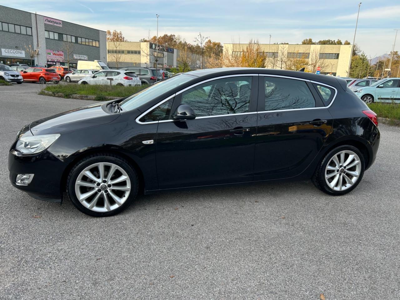 Opel Astra 1.6 115CV 5 porte Elective