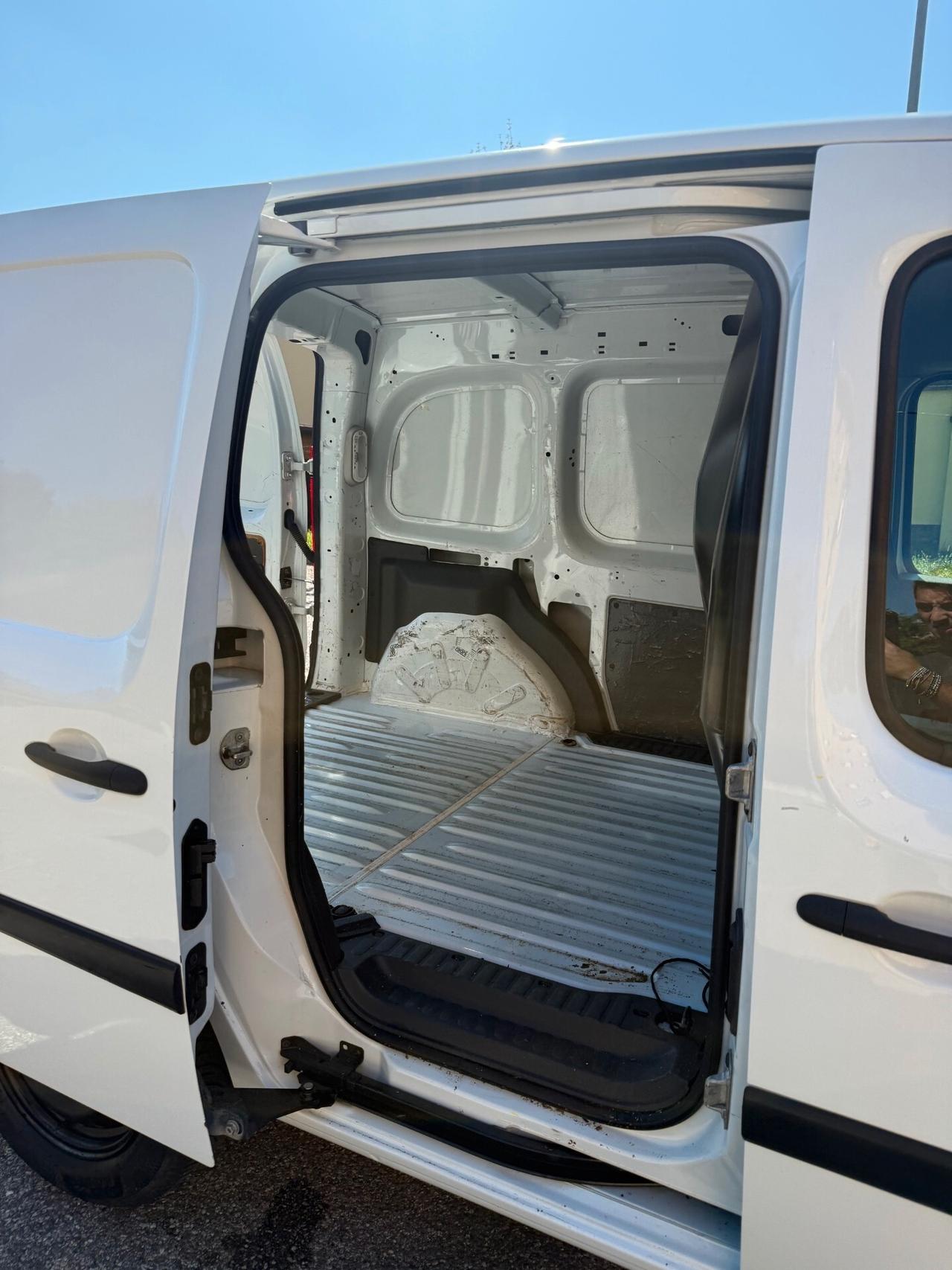 Renault Kangoo 1.5 dci - NEOPATENTATI - OTTIME CONDIZIONI -