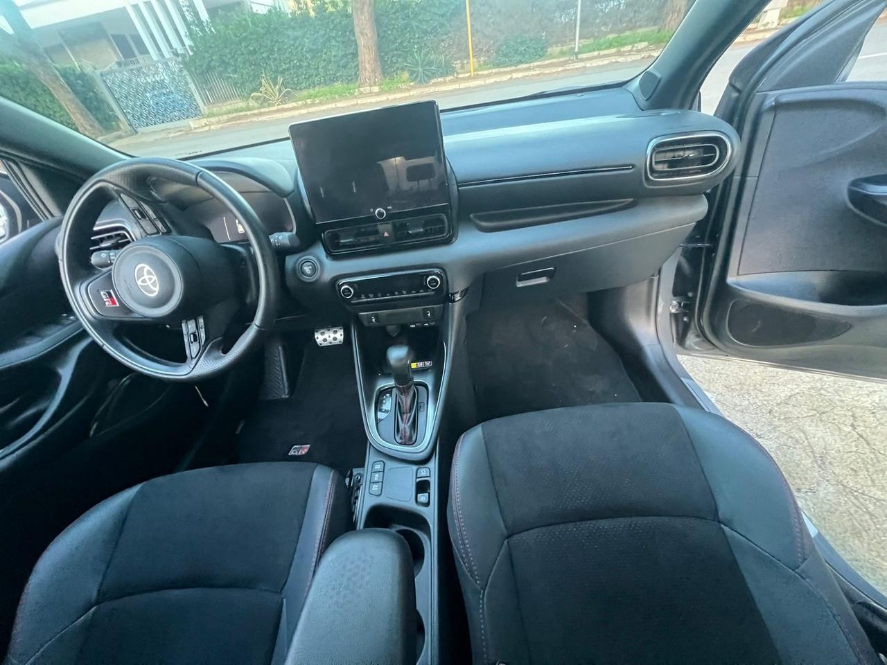 Toyota Yaris 1.5 130 Hybrid 5 porte GR Sport