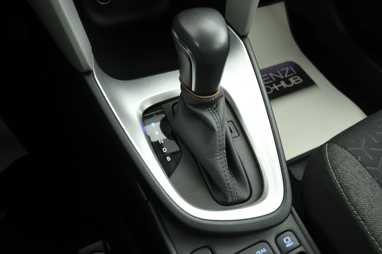 TOYOTA Yaris Cross 1.5h Business fwd 116cv e-cvt CAMERA+ACC+APP CONNECT