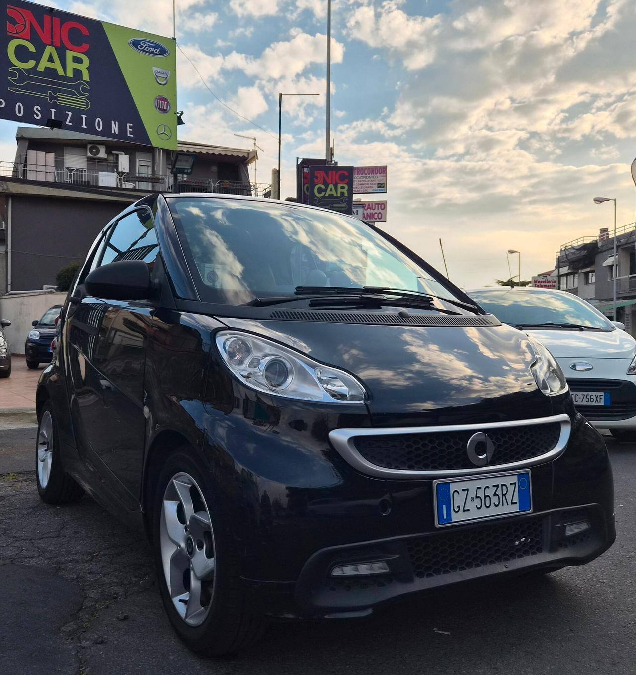 Smart ForTwo 1000 62 kW coupé passion