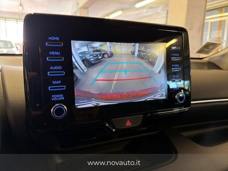 Toyota Yaris Hybrid Trend MY22
