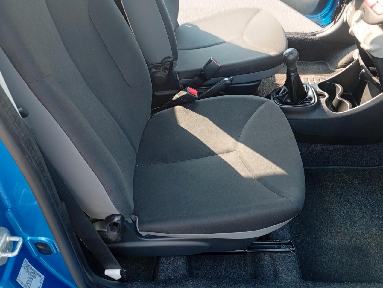 Toyota Aygo 1.0 12V VVT-i 3 porte Orange Connect NEOPATENTATI OK