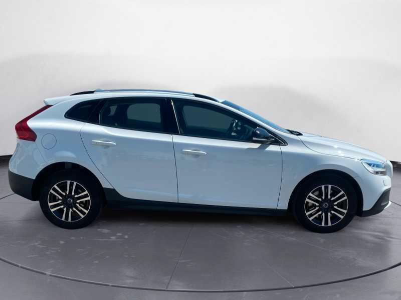 VOLVO V40 Cross Country 2.0 d2 BuS. PLuS GearTr.