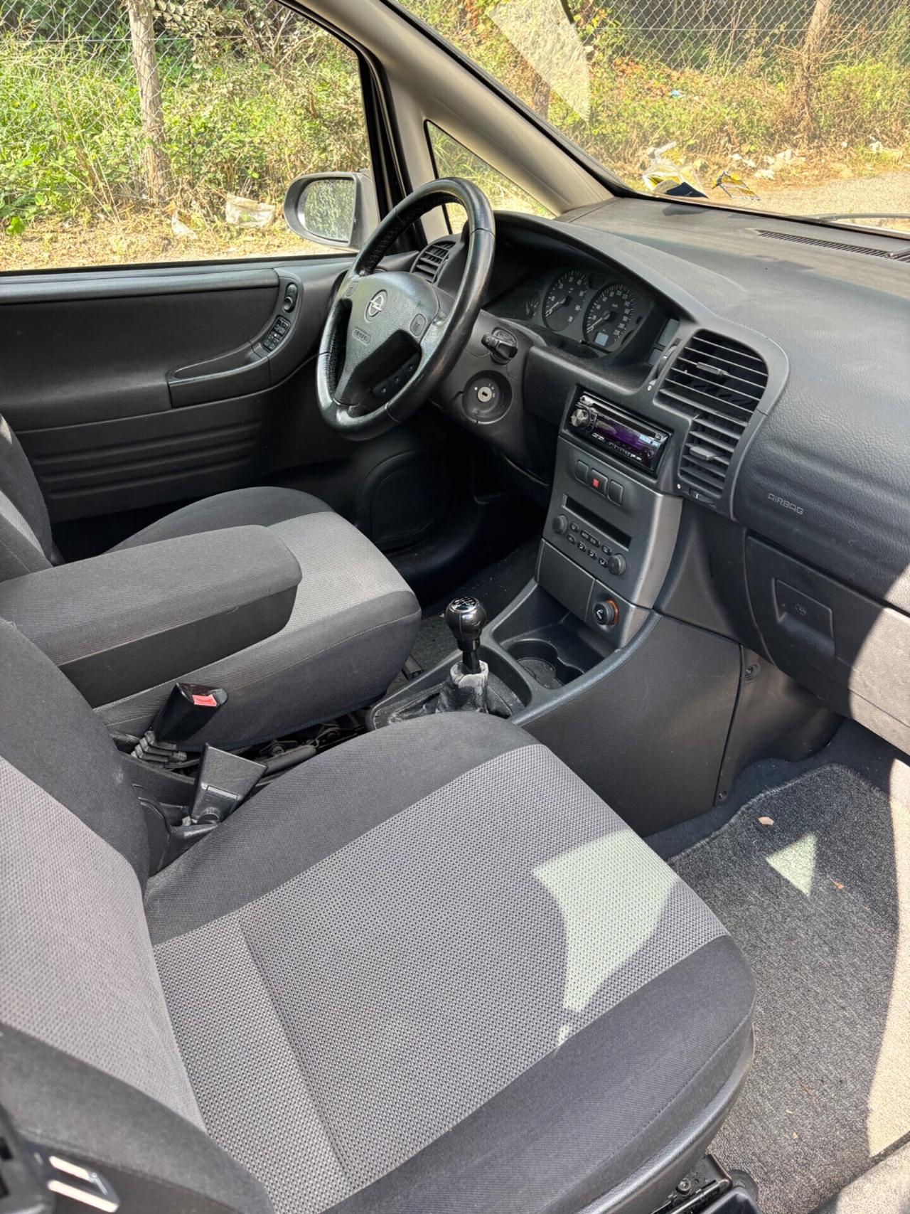Opel Zafira 1.6 benzina 7 posti elegance