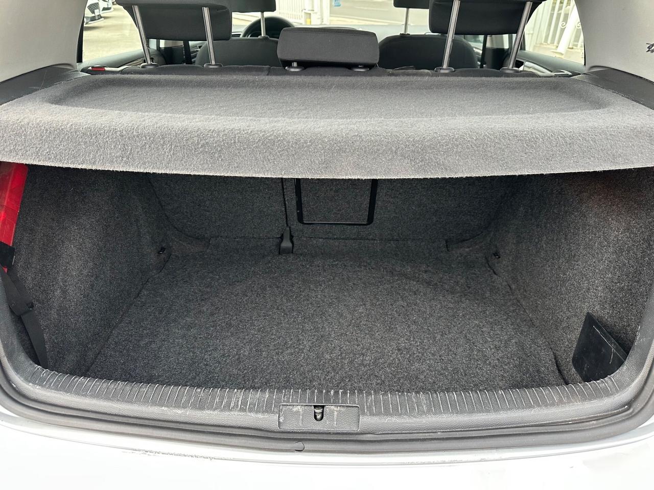 Volkswagen Golf 2010 1.2 TSI 105CV 5p. Comfortline