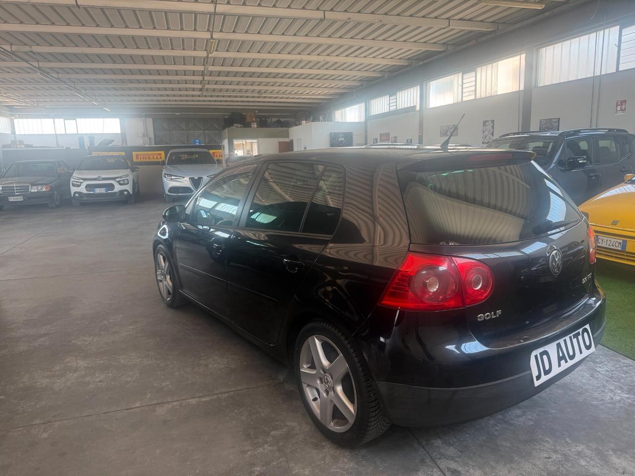 Volkswagen Golf 2.0 16V TDI 5p. GT Sport