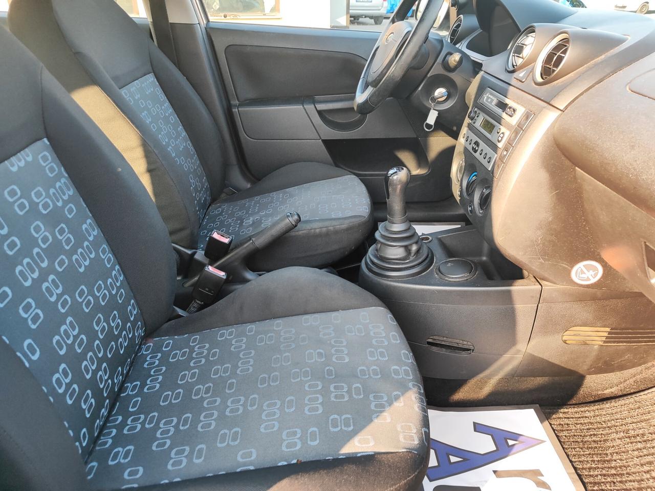 Ford Fiesta 1.2 16V 5p. Zetec