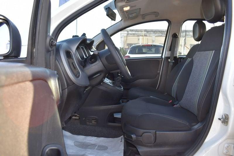 FIAT Panda 1.2 69cv E6 Waze