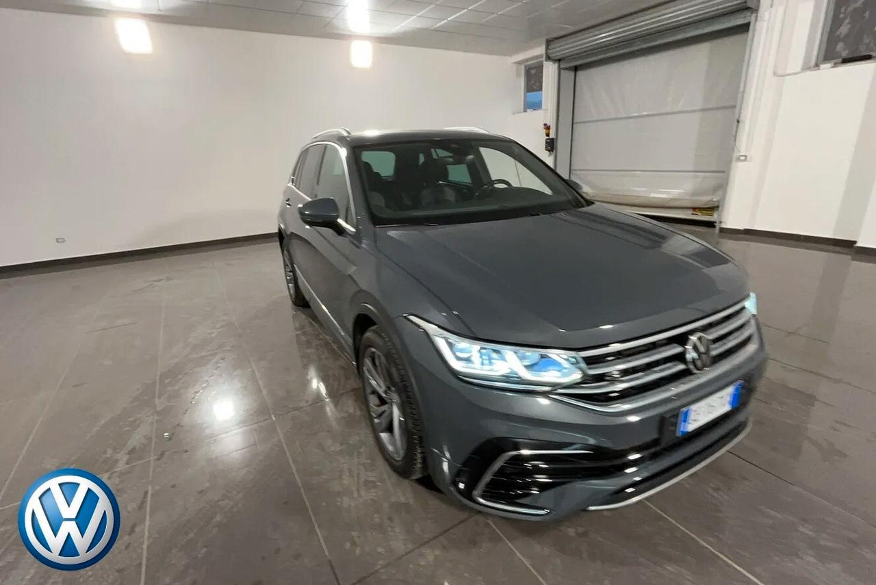 Volkswagen Tiguan 1.4 TSI DSG R-Line Uffic Volks