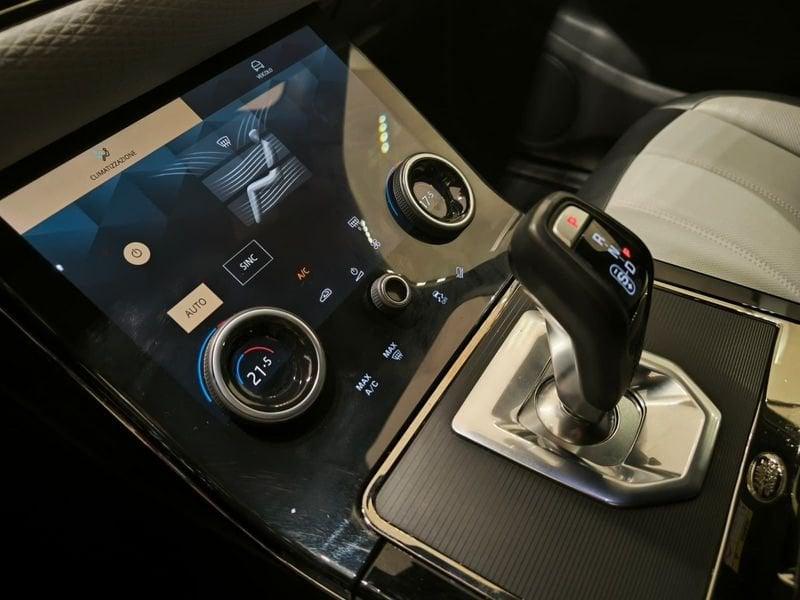 Land Rover Range Rover Evoque 2.0D I4 163CV R-Dynamic S