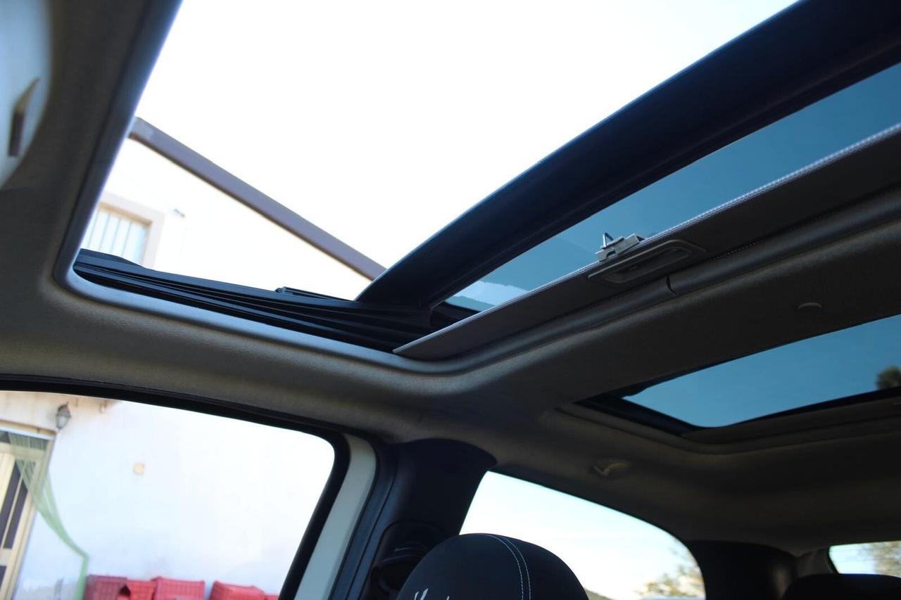 Lancia Ypsilon 1.3 MJT 90 CV Platino