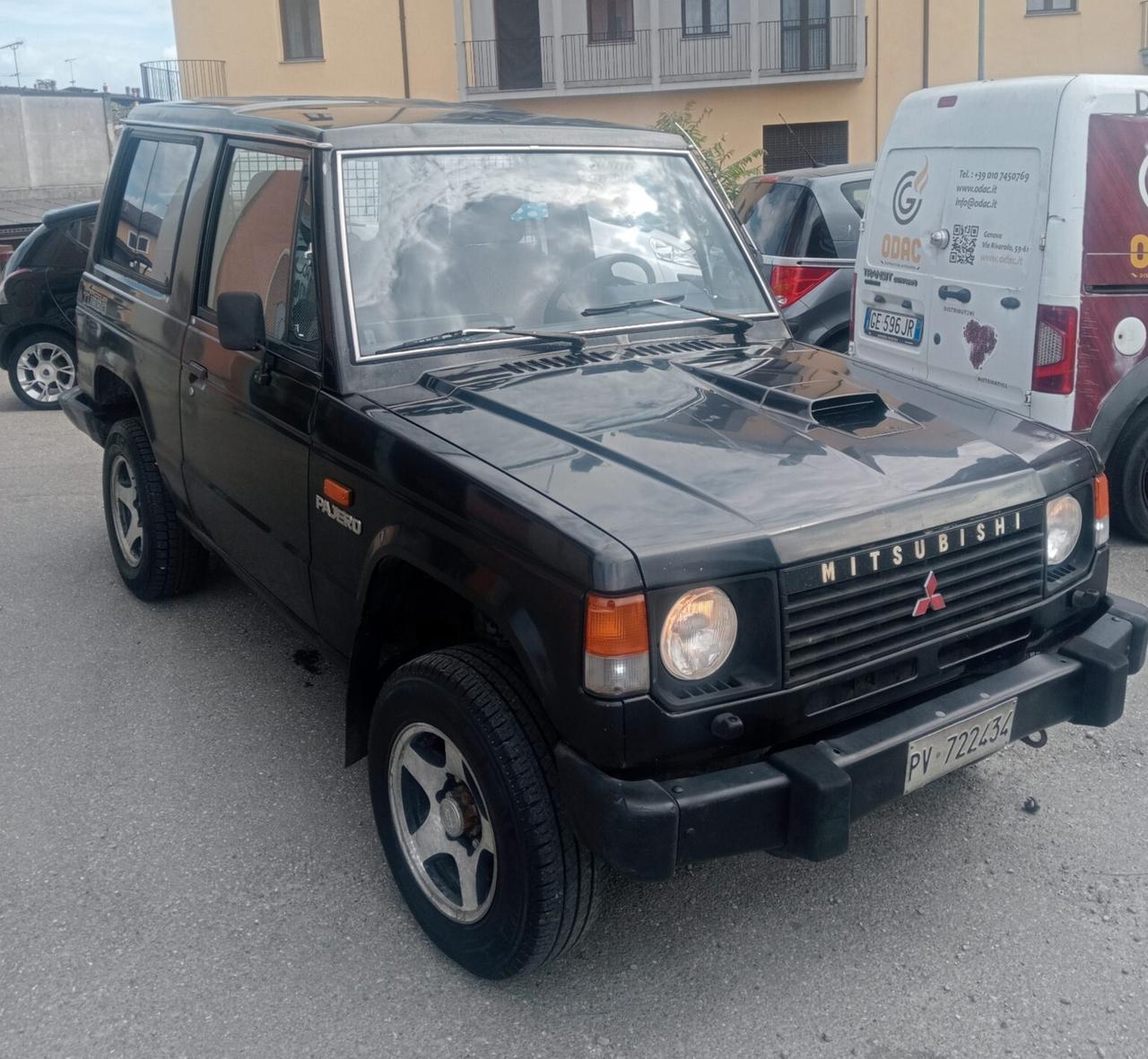 Mitsubishi Pajero 2.5 TDI 4x4 Autocarro