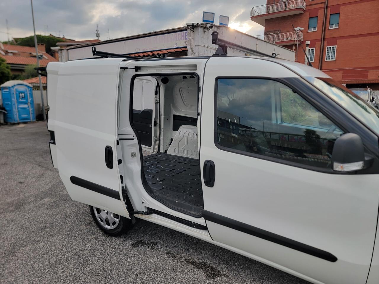 Fiat Doblò 1.6 jtd 3 posti euro 6 garanzia 12 mesi