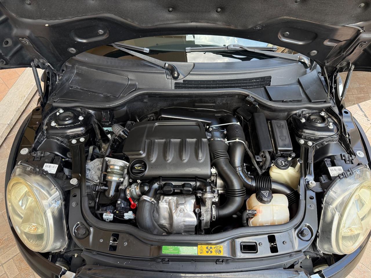 Mini 1.6 16V Cooper D
