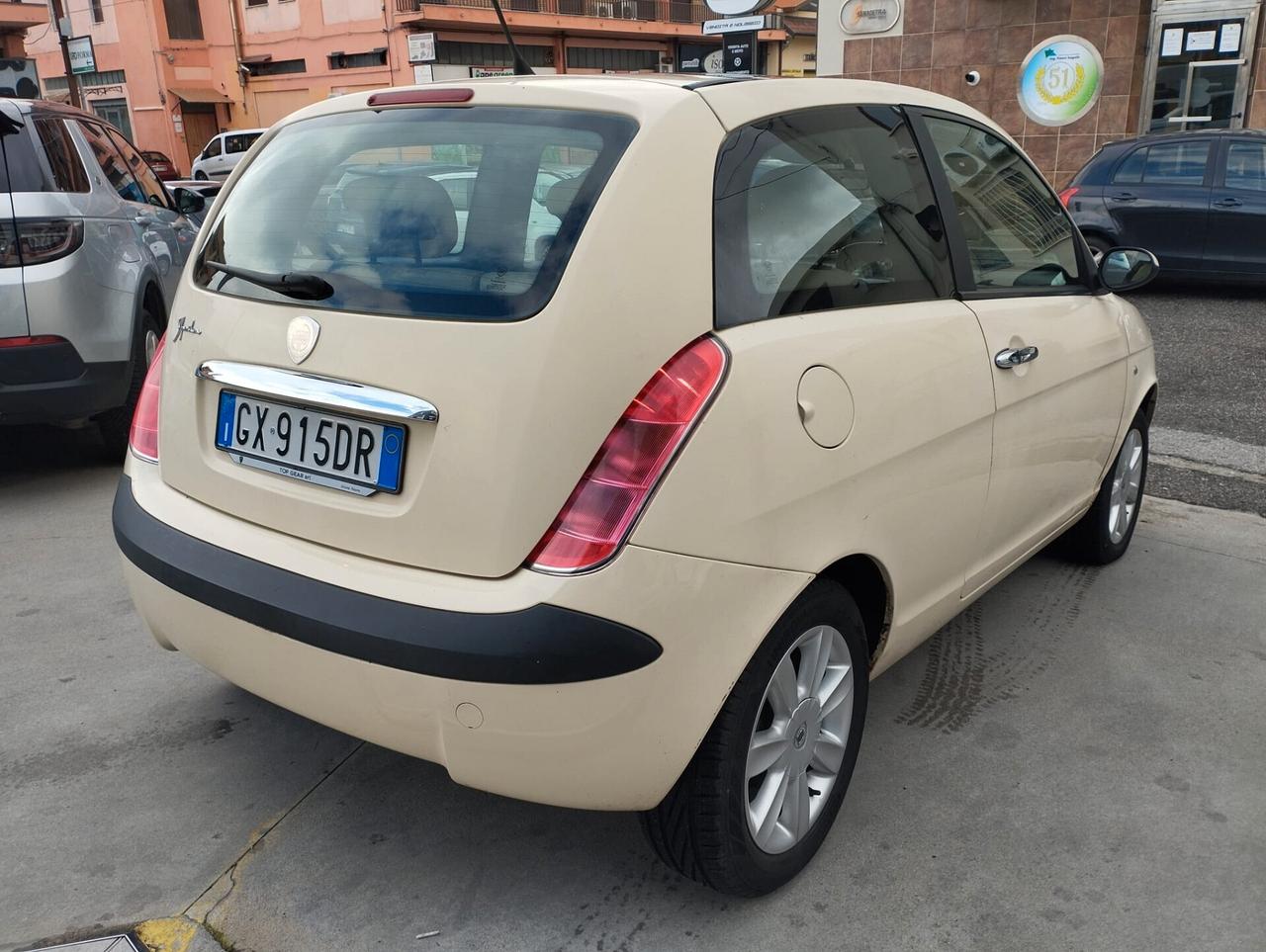 Lancia Ypsilon 1.2