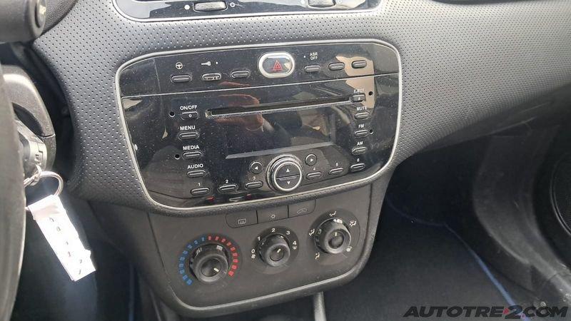 FIAT Grande Punto Grande Punto 5p 1.4 Dynamic 77cv