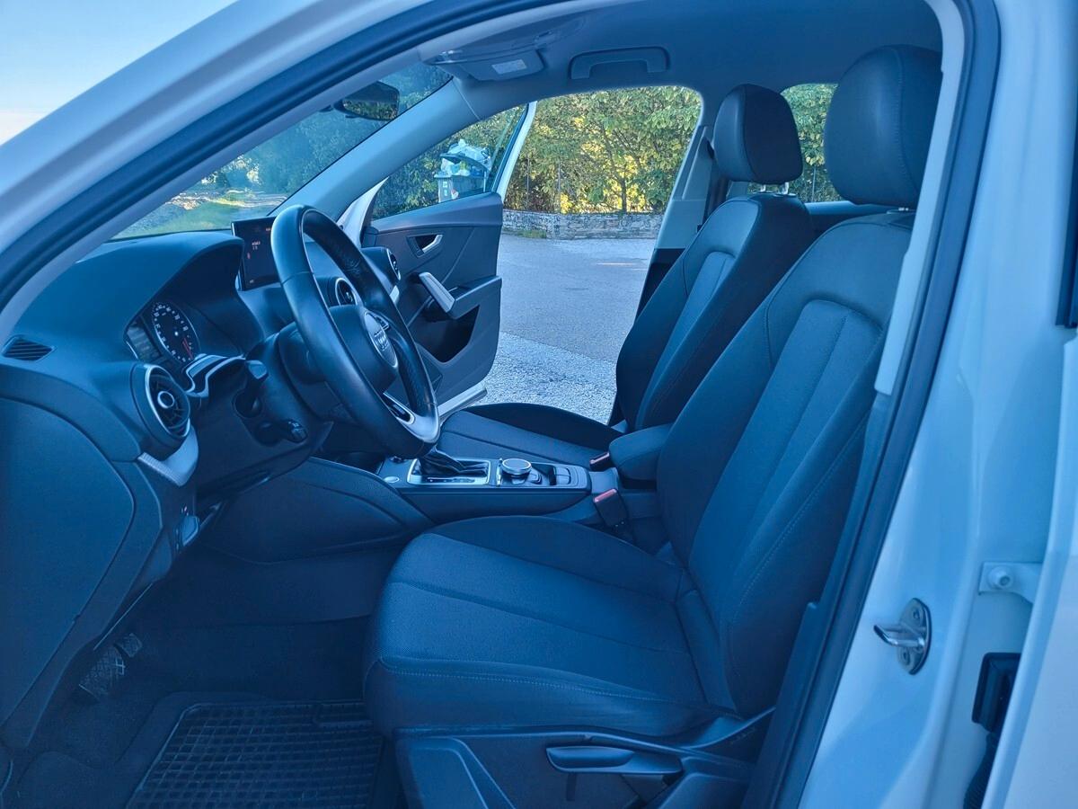Audi Q2 30 TDI S line Edition