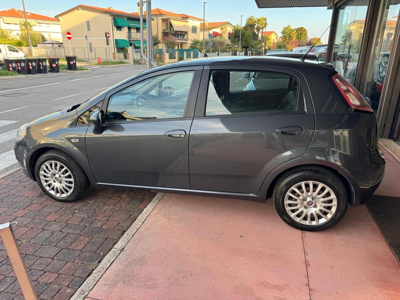 Fiat Punto 1.2 8V 5 porte Benzina