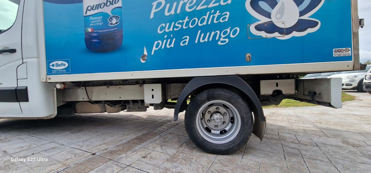 Renault Master T35 2.3 dCi/130 ISOTERMICO