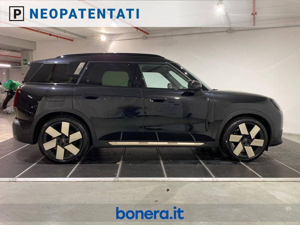 Mini Mini Countryman E Favoured