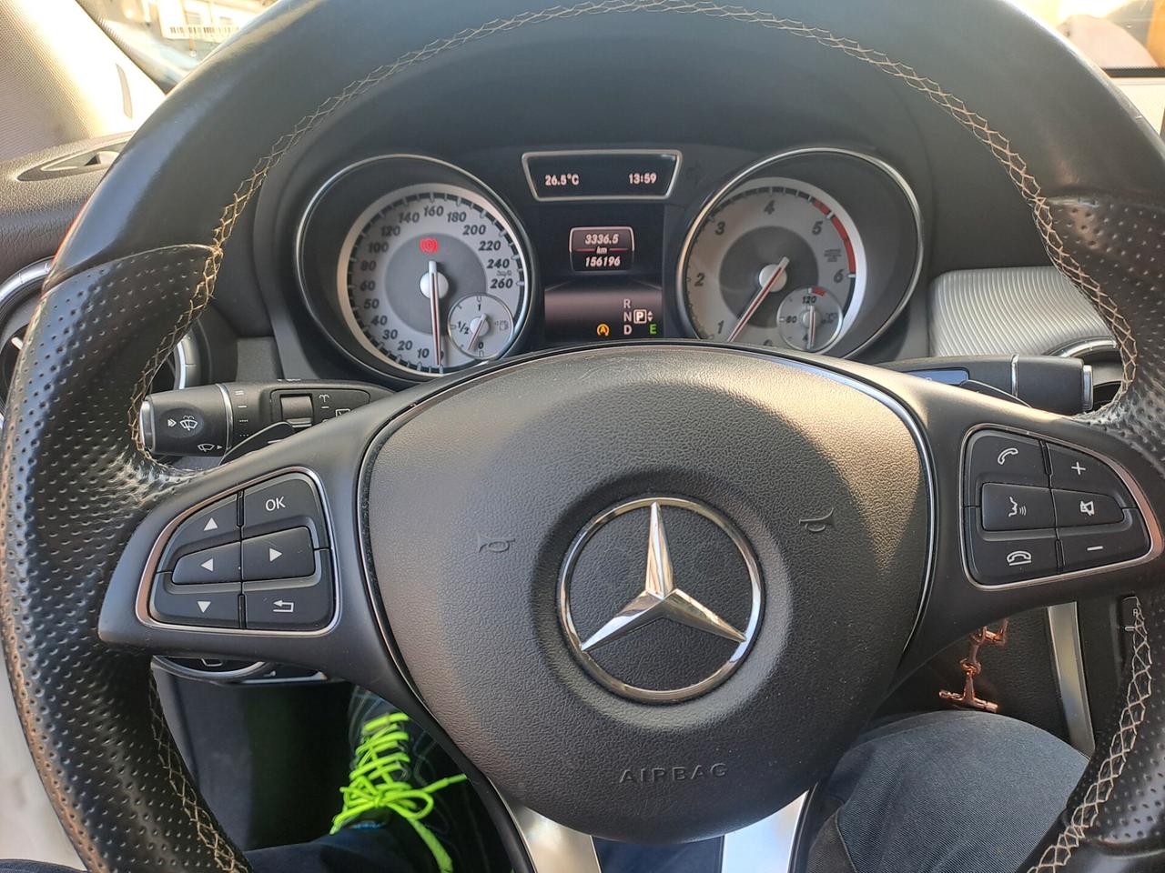 Mercedes-benz CLA 200 d Automatic Premium