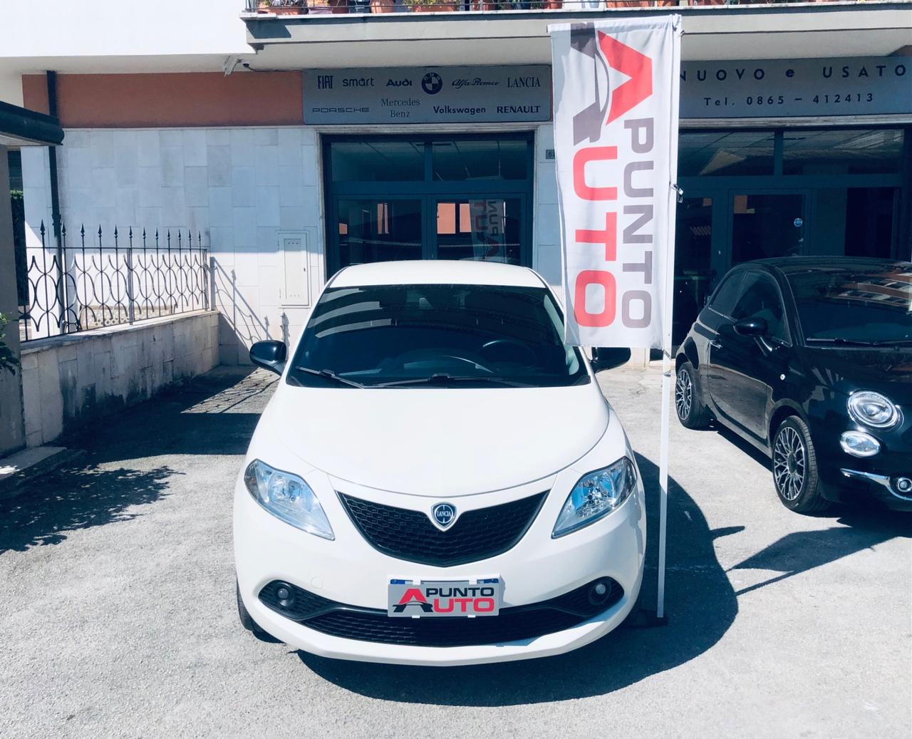 Lancia Ypsilon 1.0 FireFly 5 porte S&S Hybrid Ecochic Gold