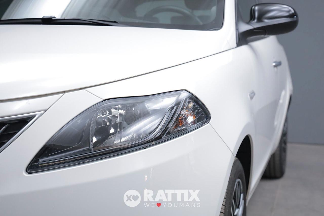 Lancia Ypsilon 1.0 Firefly Hybrid 70CV Platino