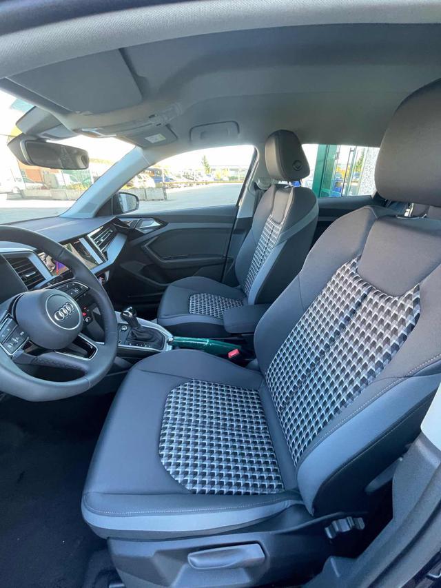 AUDI A1 allstreet 35 TFSI S tronic Identity Contrast