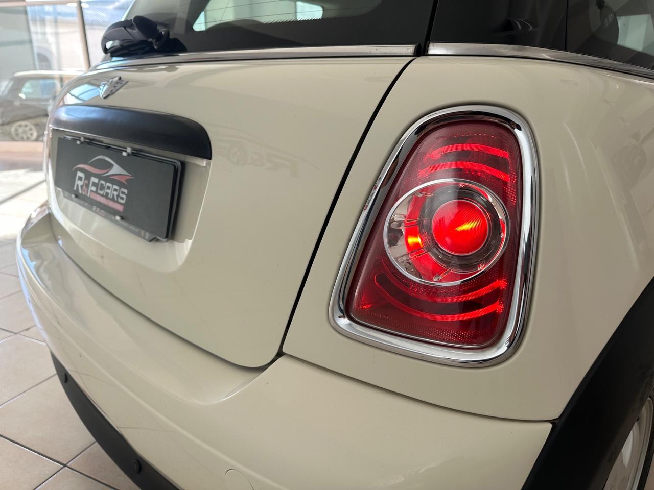 Mini 1.6 16V One (55kW)