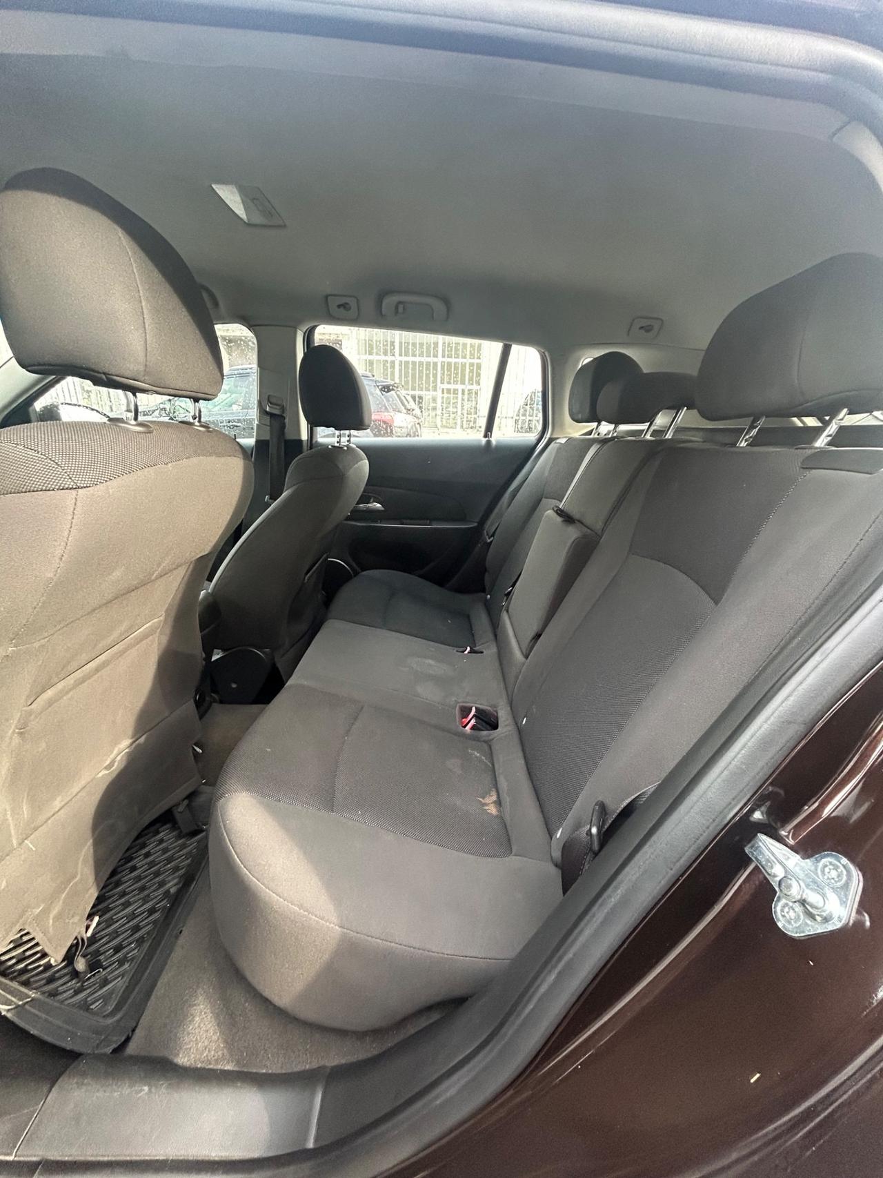 Chevrolet Cruze 1.7 Diesel Station Wagon LTZ