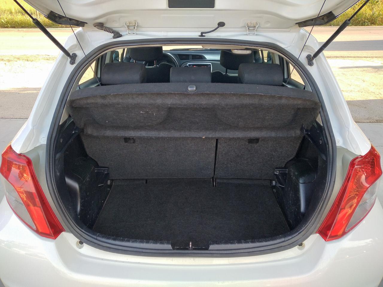 Toyota Yaris 1.4 D-4D 5 porte Lounge