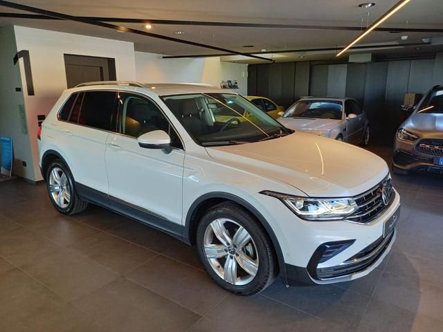 VOLKSWAGEN Tiguan 2.0 TDI 150 CV DSG Elegance ***PRONTA CONSEGNA***