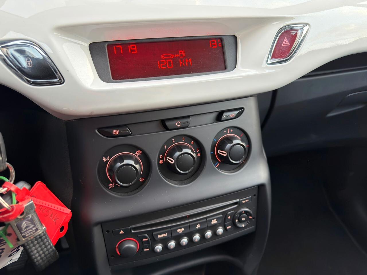 Citroen C3 PureTech 82 Feel 15.000 KM