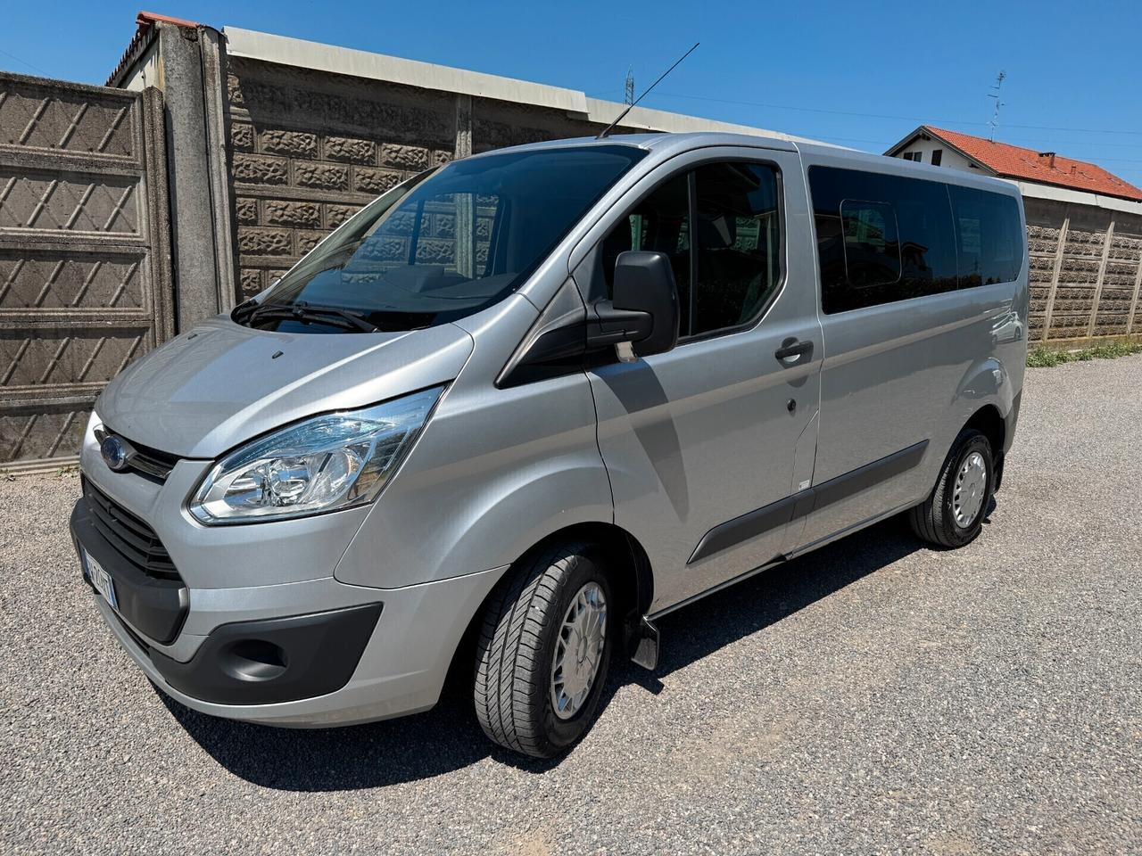 Ford Tourneo Custom 9 posti 2014